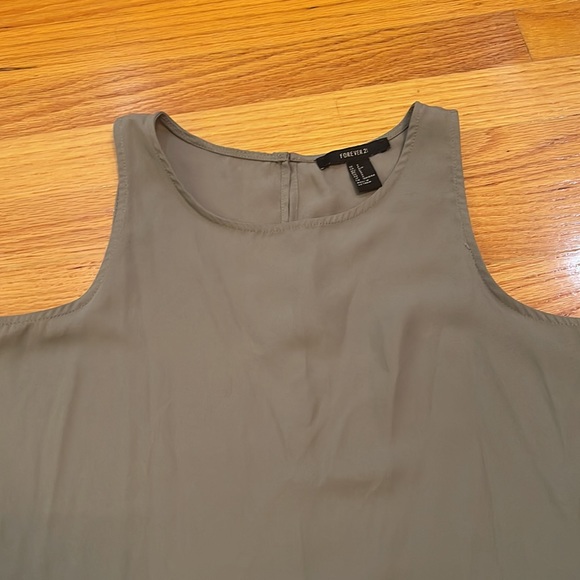 Women's Forever21 Sage Green Loose and Lightweight Airy Sleeveless Mini Dress - Picture 3 of 4